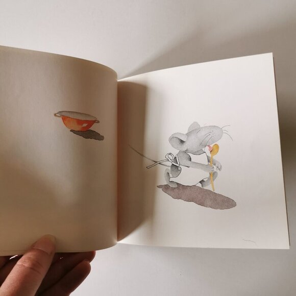 Merry Christmas Max by Hanne Turk Book Green Holiday Cookies Cute Mouse - Picture 8 of 10